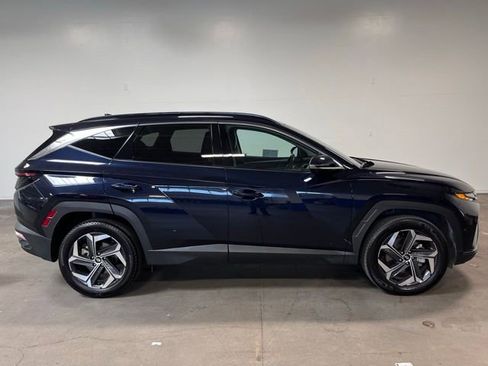 Used 2022 Hyundai Tucson Limited AWD/4WD image 2