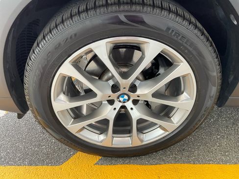Used 2022 BMW X6 xDrive40i w/ Premium Package AWD/4WD image 27