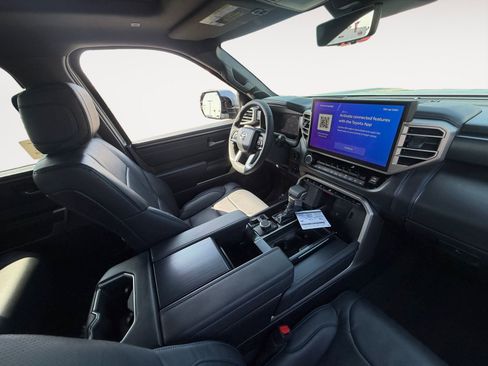New 2026 Toyota Tundra Platinum AWD/4WD image 15