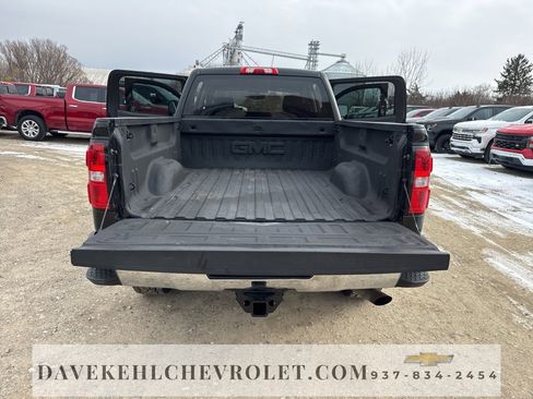 Used 2018 GMC Sierra 2500 SLE image 33