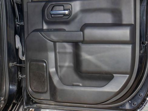 Used 2021 Chevrolet Silverado 1500 Custom AWD/4WD image 16