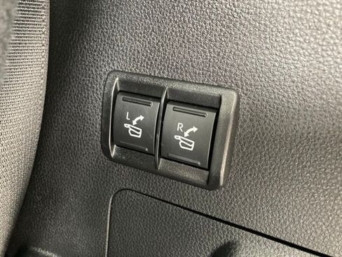 Certified 2024 Toyota Sequoia Limited AWD/4WD image 10