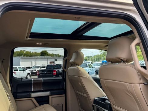 Used 2017 Ford F150 Lariat AWD/4WD image 18