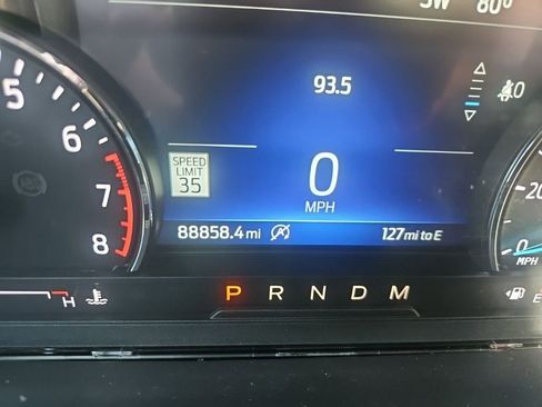Used 2020 Ford Explorer XLT w/ Equipment Group 202A AWD/4WD image 5