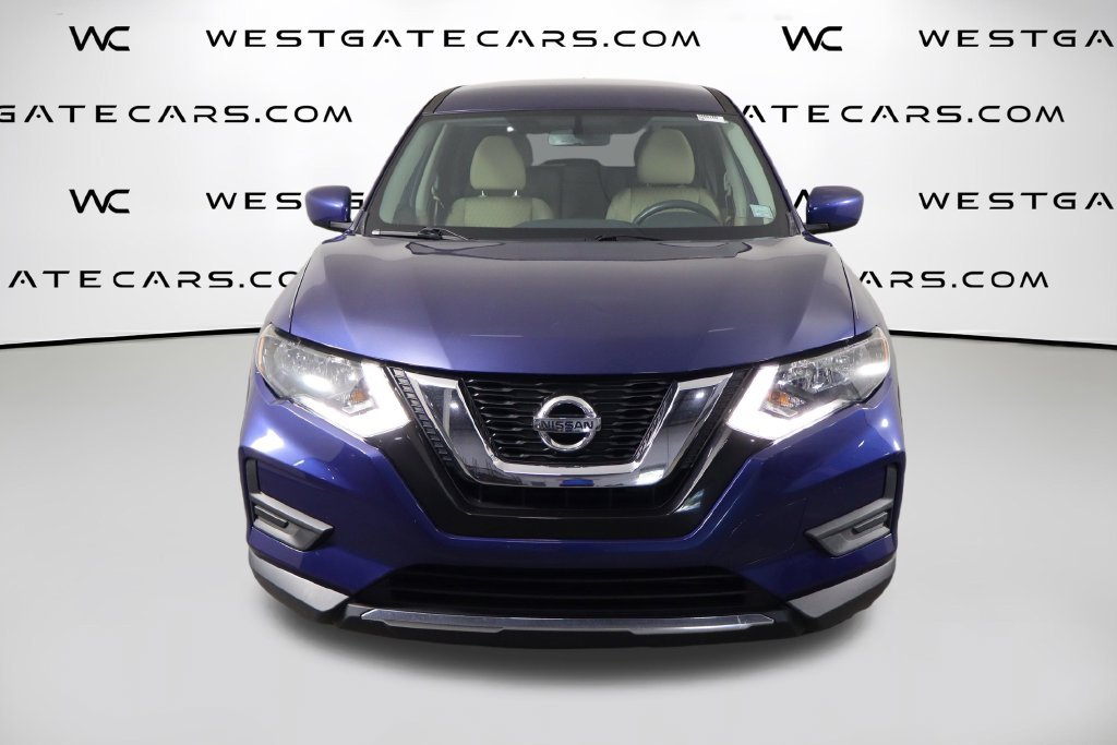 Used 2017 Nissan Rogue S AWD/4WD image 2