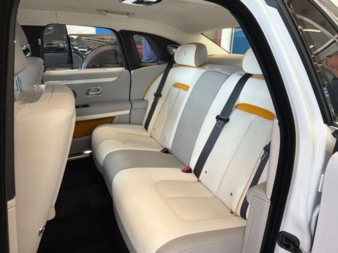Used 2024 Rolls-Royce Ghost AWD/4WD image 11
