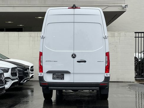 New 2025 Mercedes-Benz Sprinter 2500 image 6