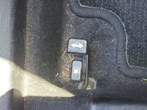 Used 2015 Toyota Corolla S FWD image 25