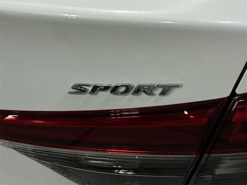 Used 2023 Honda Civic Sport image 25