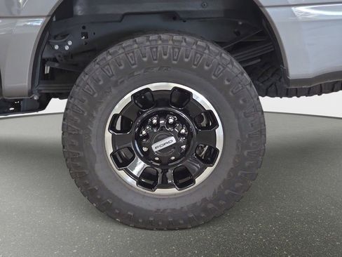 Used 2025 Ford F250 Lariat w/ Lariat Ultimate Package image 31
