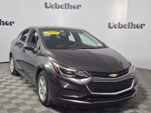 Used 2016 Chevrolet Cruze LT image 1