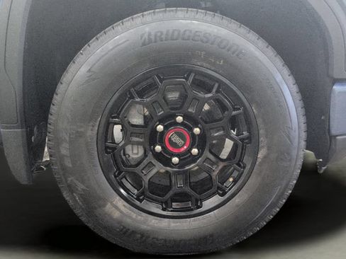 Used 2025 GMC Sierra 1500 Elevation w/ Elevation Premium Package AWD/4WD image 29