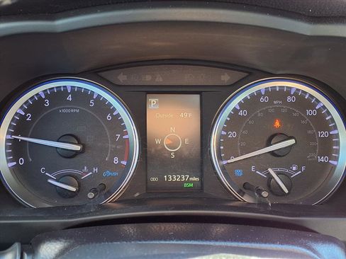 Used 2019 Toyota Highlander XLE image 27
