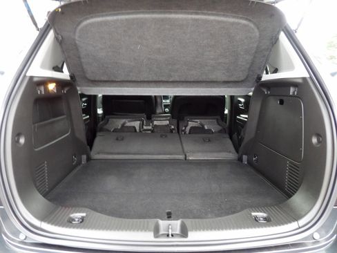 Used 2018 Chevrolet Trax LT w/ LT Convenience Package image 6