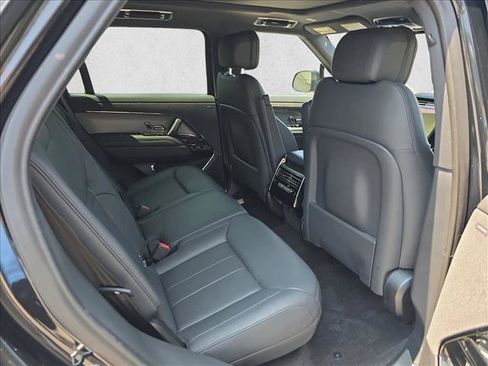 Used 2023 Land Rover Range Rover Sport SE AWD/4WD image 11