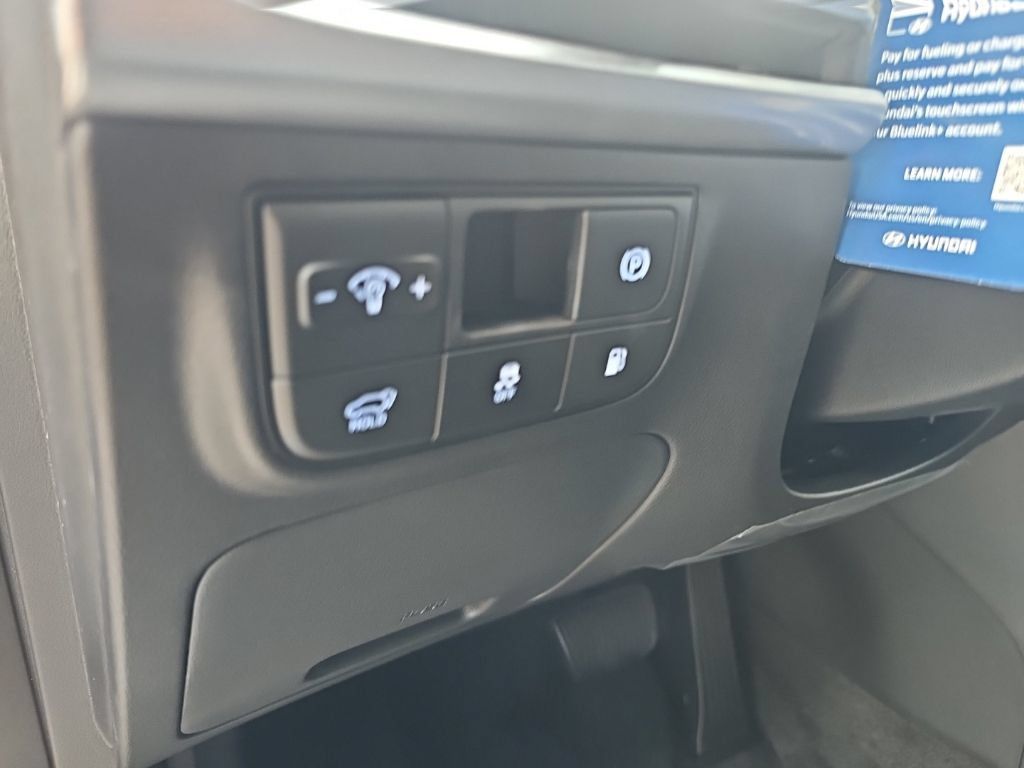 New 2026 Hyundai Tucson Limited AWD/4WD image 16
