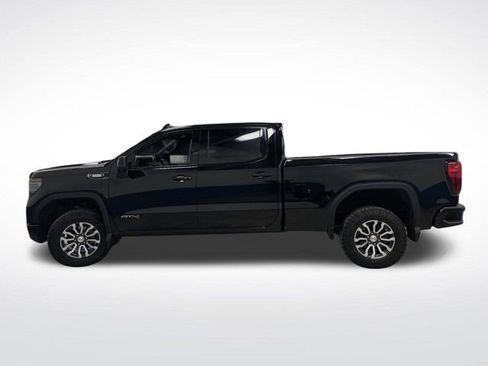 Used 2023 GMC Sierra 1500 AT4 image 12