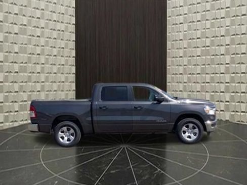 Used 2023 RAM 1500 Big Horn AWD/4WD image 3