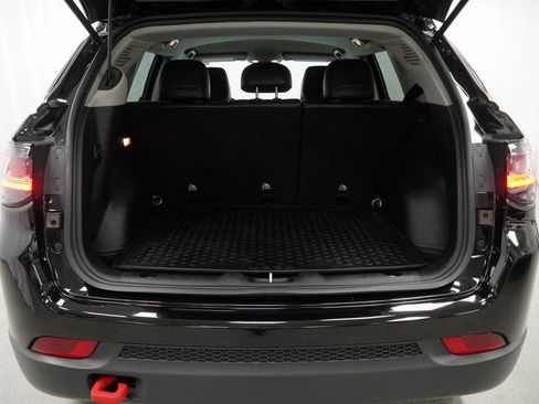 Certified 2022 Jeep Compass Trailhawk w/ Trailhawk Elite Group image 46