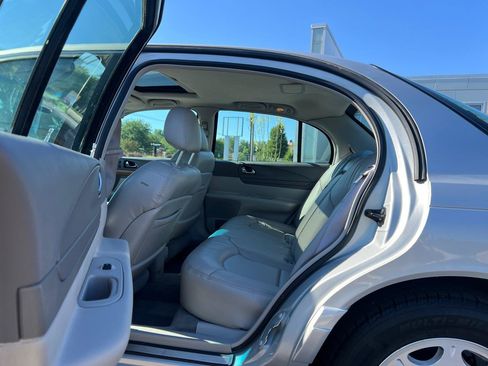 Used 2000 Lincoln Continental FWD image 30
