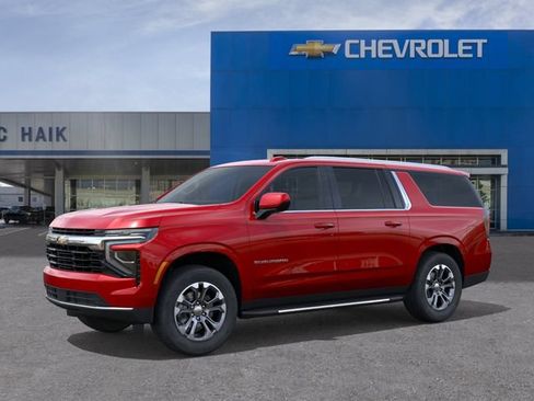 New 2026 Chevrolet Suburban LS RWD image 2