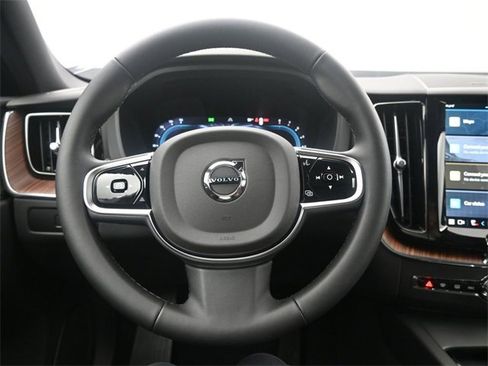 Used 2025 Volvo XC60 B5 Plus w/ Climate Package image 26