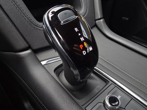 Used 2025 Cadillac XT5 Premium Luxury image 27