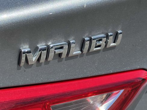 Used 2025 Chevrolet Malibu LT image 14