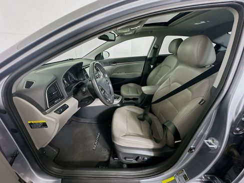 Used 2017 Hyundai Elantra Limited w/ Limited Tech Package 04 image 13