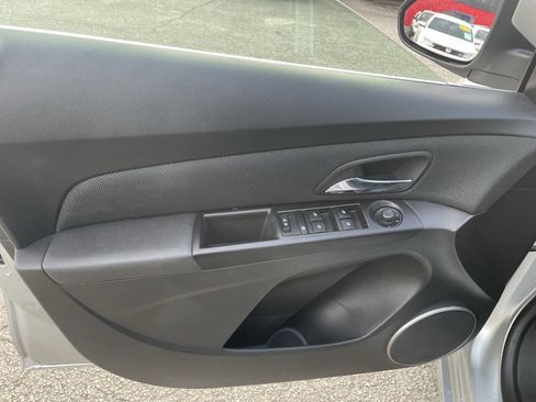 Used 2015 Chevrolet Cruze LT w/ Sun And Sound Package image 18