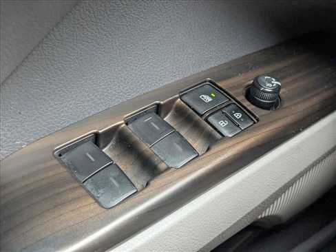 Used 2024 Toyota Camry LE image 12