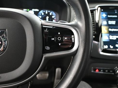 Used 2020 Volvo XC90 T5 R-Design image 31