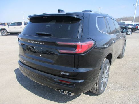 New 2026 GMC Acadia Denali Ultimate AWD/4WD image 4