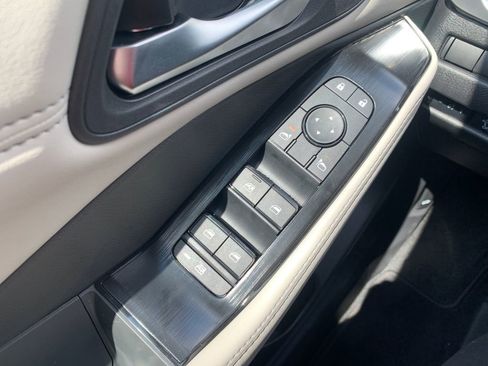New 2026 Nissan Rogue SV FWD image 20