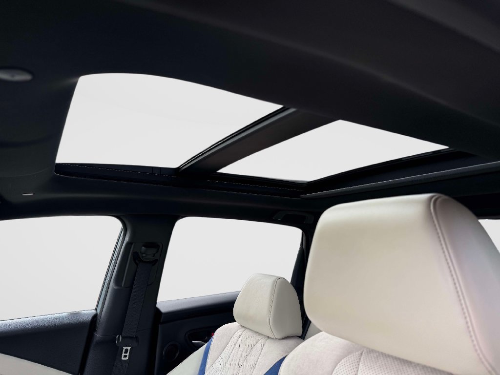 Certified 2025 Acura ADX A-Spec AWD/4WD image 17