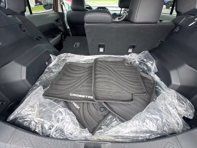 Certified 2025 Subaru Crosstrek 2.5i Limited w/ Crosstrek Mirror Package AWD/4WD image 8