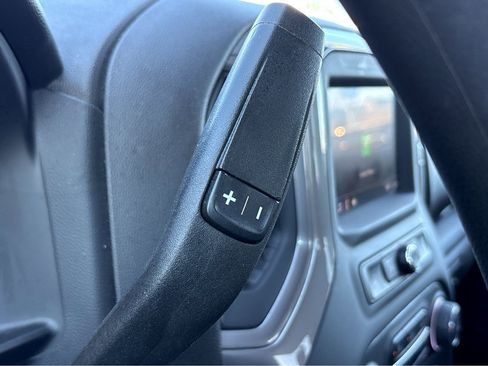 Used 2022 Chevrolet Silverado 1500 Custom image 13