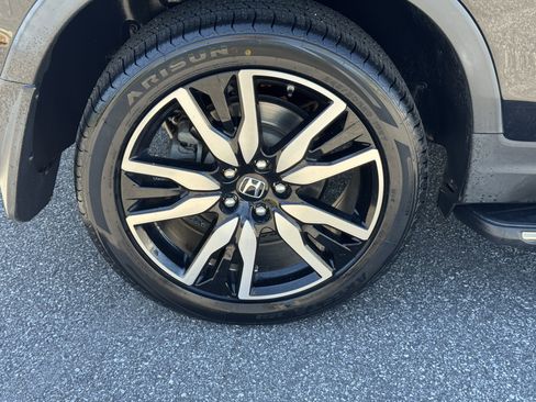 Certified 2021 Honda Pilot Elite image 12