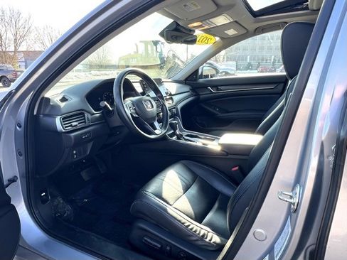 Certified 2018 Honda Accord EX-L image 16