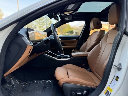 Used 2023 BMW i4 eDrive35 image 25