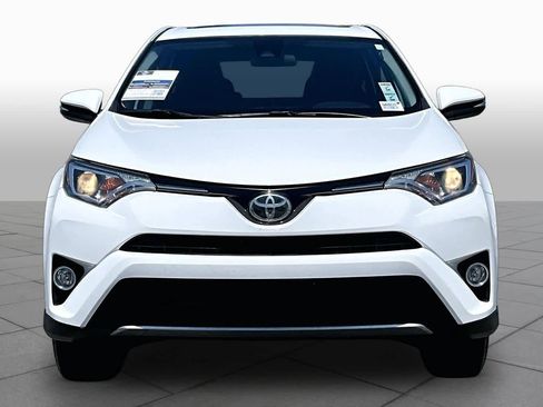 Used 2018 Toyota RAV4 XLE FWD image 3