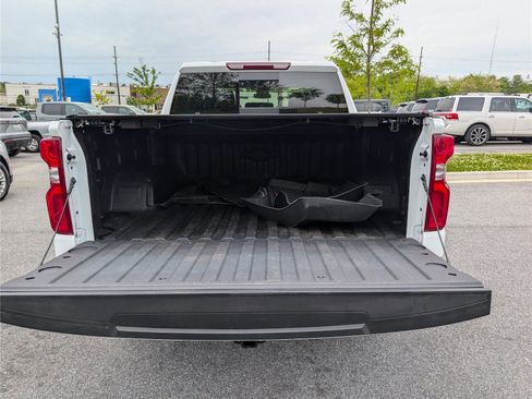 Used 2024 Chevrolet Silverado 1500 RST AWD/4WD image 12