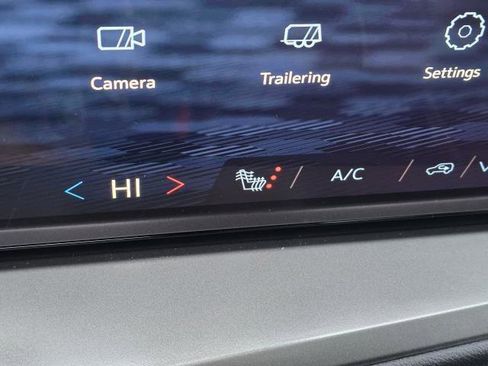 New 2026 Chevrolet Traverse LT w/ Midnight/Sport Edition image 19