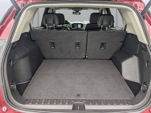 Used 2018 GMC Terrain Denali w/ Advanced Safety Package FWD image 13