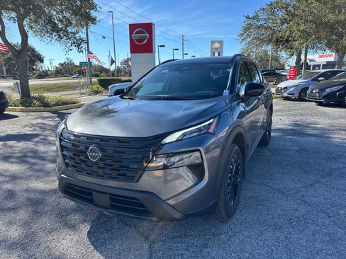 New 2026 Nissan Rogue Dark Armor image 3