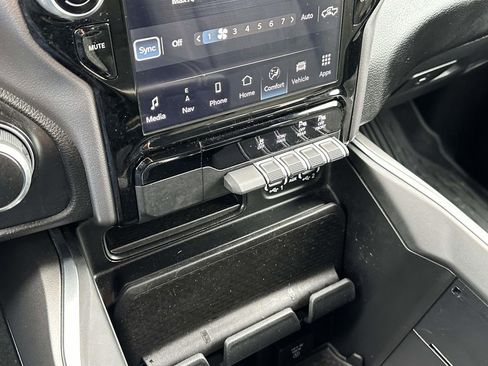 Used 2024 RAM 1500 Big Horn image 30