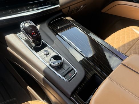Used 2024 Cadillac Escalade Sport w/ LPO, ONYX Package AWD/4WD image 28