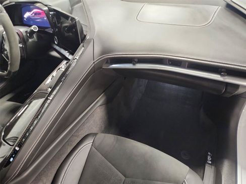 Used 2024 Chevrolet Corvette Z06 RWD image 26