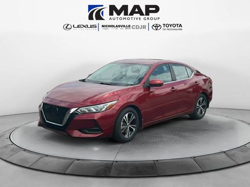 Used 2022 Nissan Sentra SV image 2