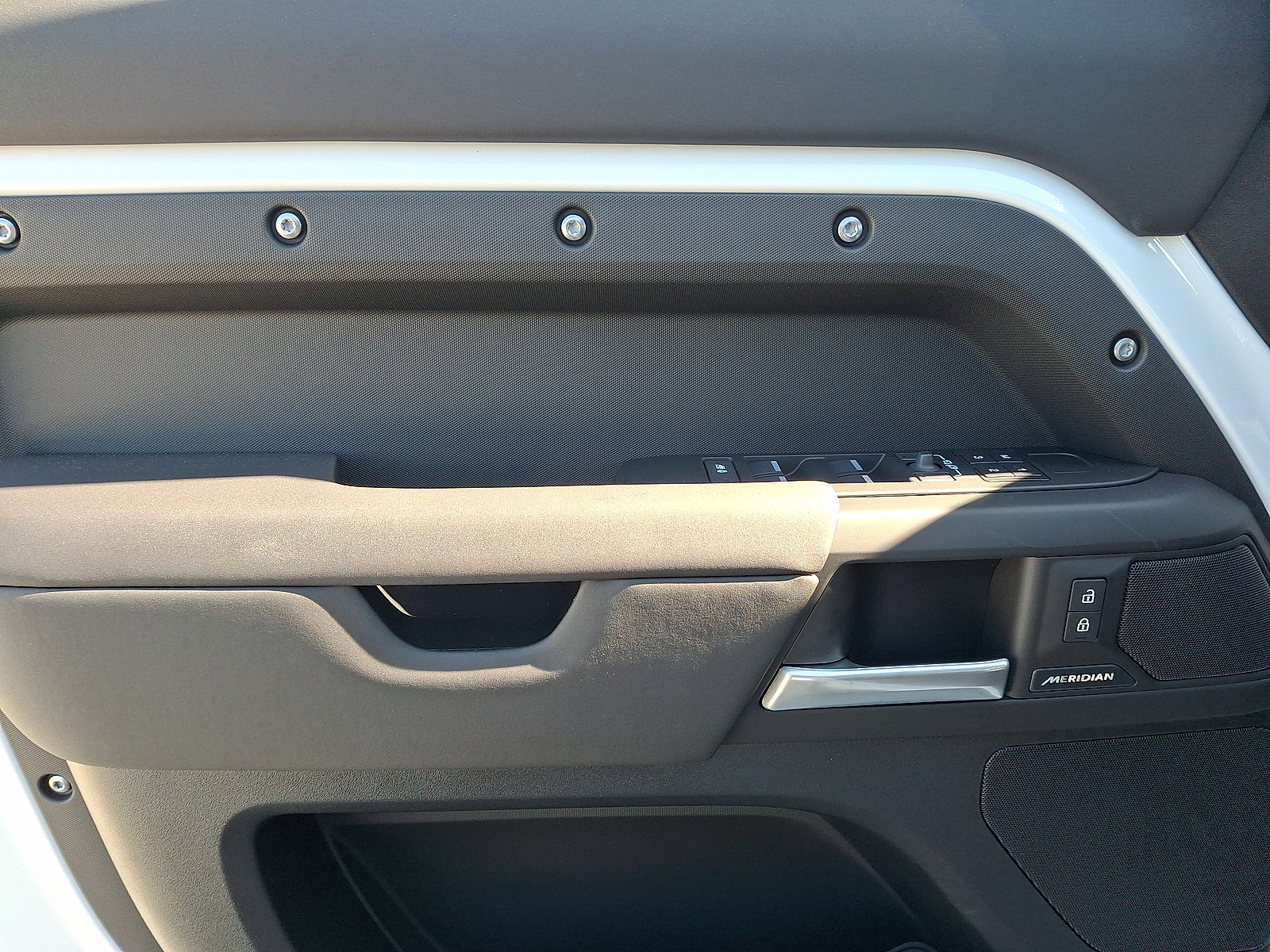 New 2026 Land Rover Defender 110 S AWD/4WD image 10